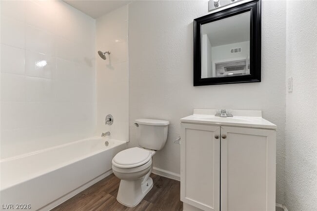 Building Photo - 29 Gold Bar Ct