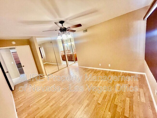 Building Photo - 6649 Wayburn Way