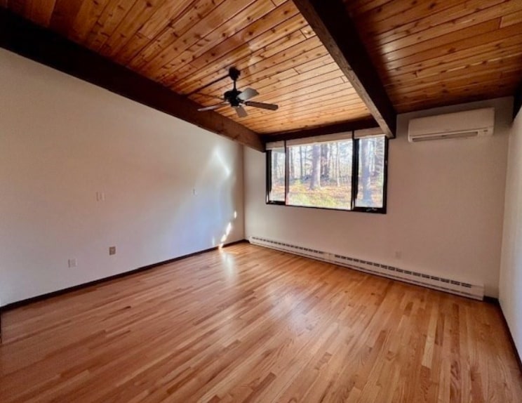 Building Photo - 12 White Pine Ln