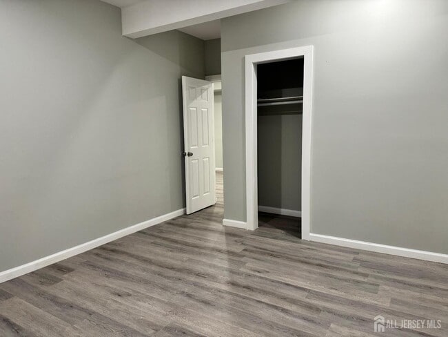 Building Photo - 61 N Grove St