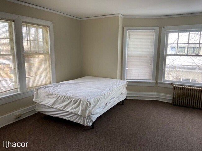 Building Photo - 10 br, 3 bath House - 21 W. Court St