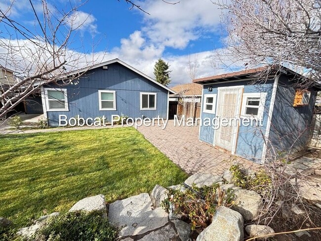 Building Photo - 2319 Blue Haven Ln