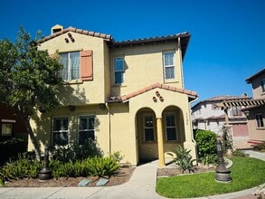 Building Photo - 1126 Usha Ln