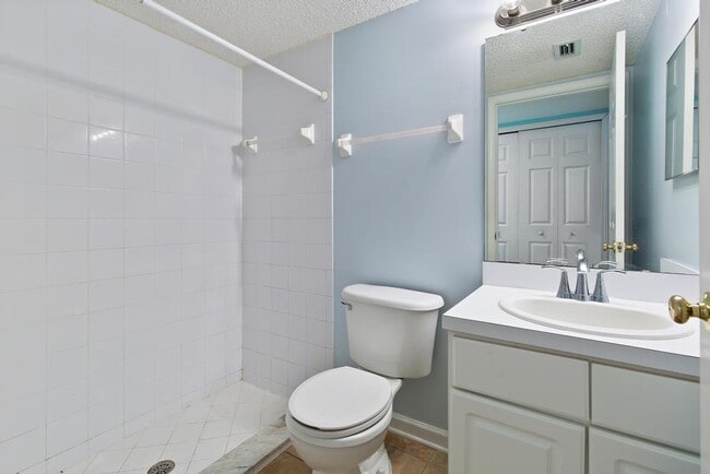 Building Photo - 13480 Gallant Fox Cir W