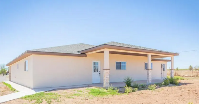 Building Photo - 4 br, 3 bath House - 1001 W Pine Lodge