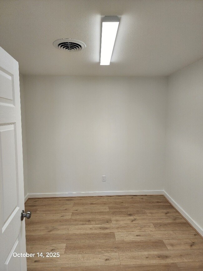 Building Photo - 1301 N Avenue H