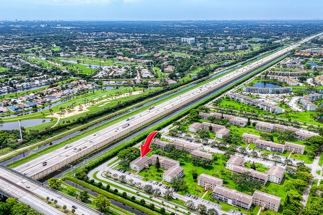 Building Photo - 438 Mansfield K