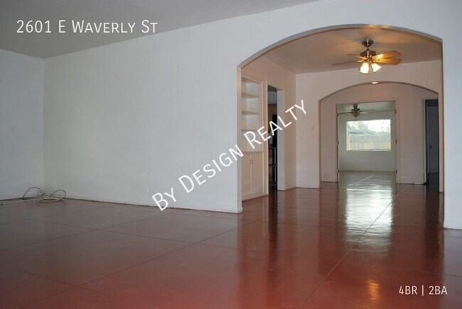 Building Photo - Blenman-Elm 4 Bed 2 Bath - Reserve NOW for March 2026 or Later