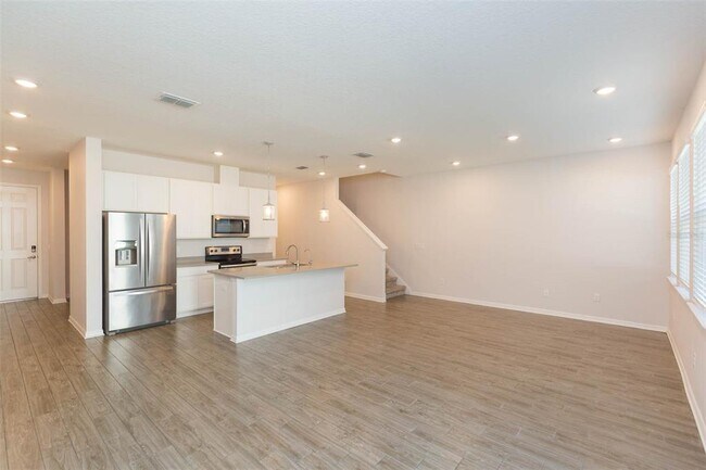 Building Photo - 1119 Lady Gouldian Ct