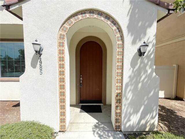 Building Photo - 4985 Adera St