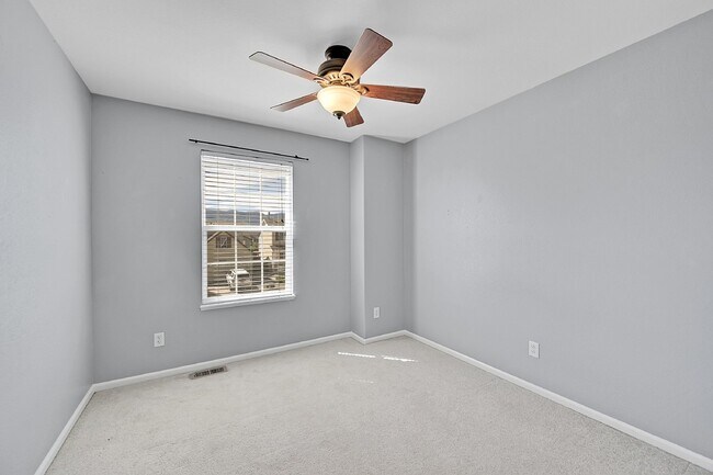 Building Photo - $2,540.95, 4 bed, 3.5 bath Home in Co Springs with Fenced in Yard and Finished Basement!