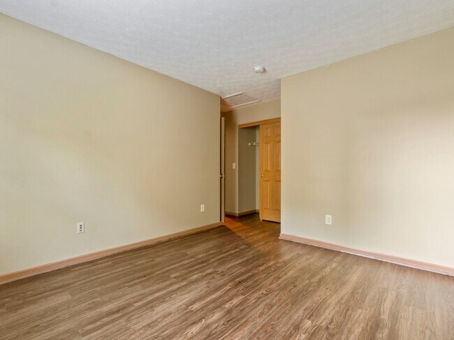 Building Photo - 7915 Brianna Drive