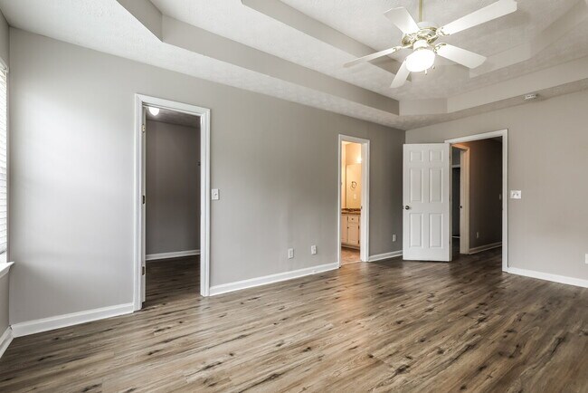 Building Photo - 4211 Reeshemah St