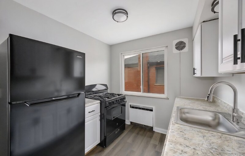 Building Photo - 3910 E Gatewood Ln