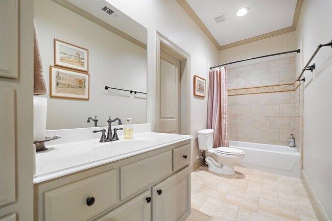 Building Photo - 1308 Lake Pointe Pkwy