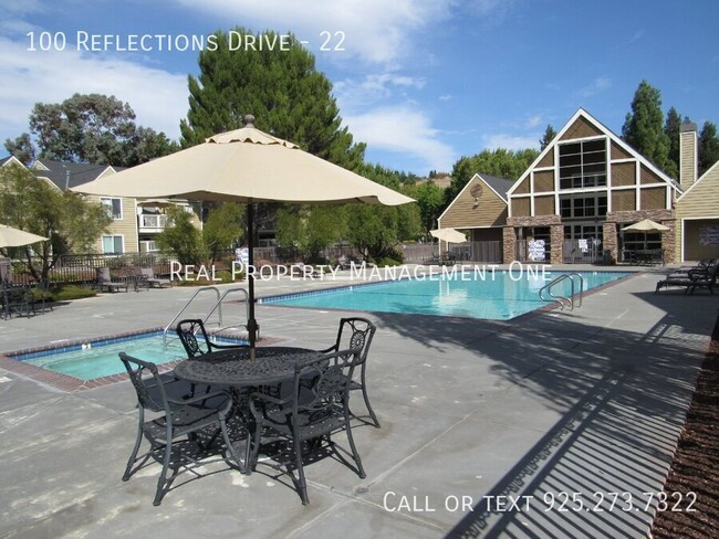 Building Photo - 100 Reflections Dr