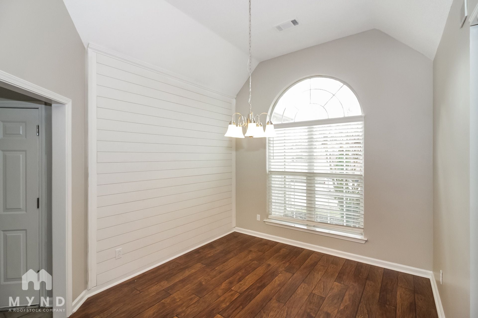 Building Photo - 10172 Lynham Dr