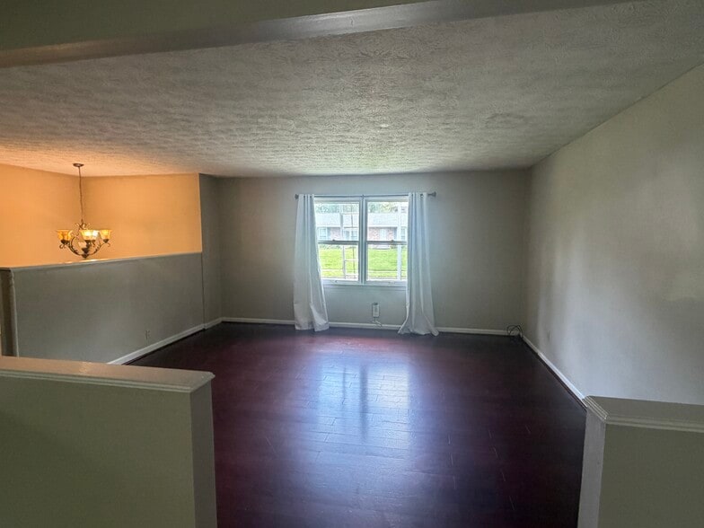 Building Photo - 3056 Dale Hollow Dr