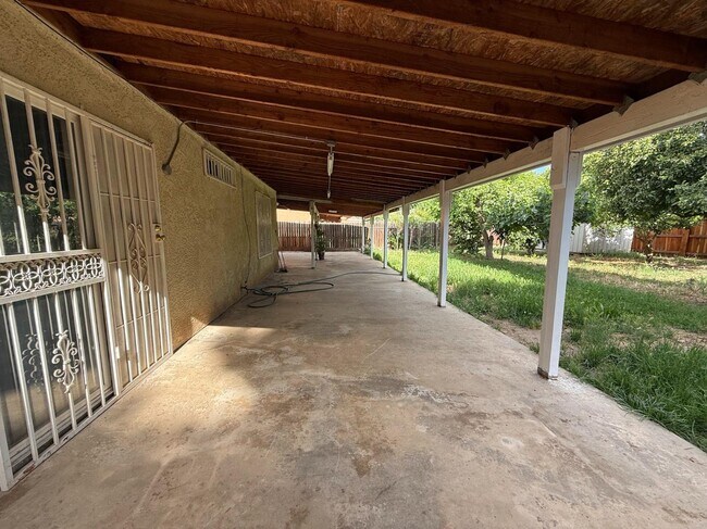 Building Photo - 248 Exie Ln