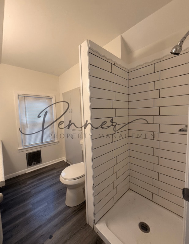 Building Photo - 1212 W 26th St S