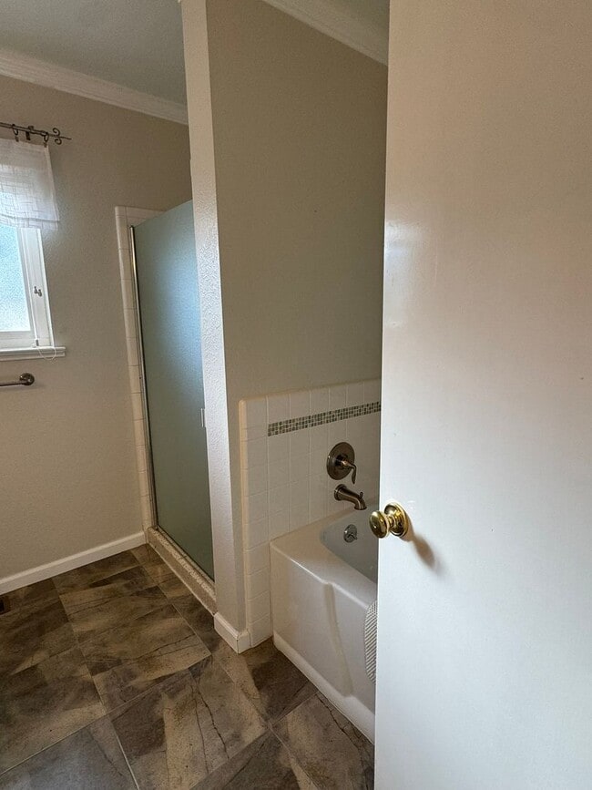 Building Photo - Beautiful Lake View Home for Rent in Lake of the Pines 3 Bed | 2 Bath | 1,775 Sq Ft