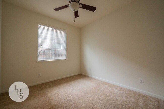 Building Photo - Harlan Ranch Clovis Home, 3BR/2BA, Amazing Community - Lots of Amenities!