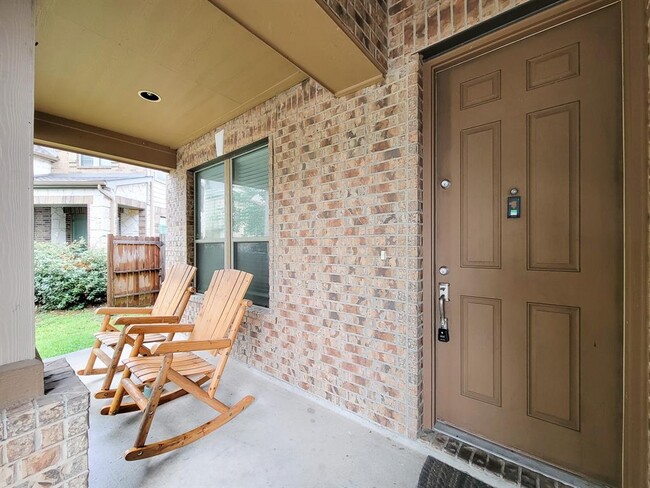 Building Photo - 5046 Longlane Dr