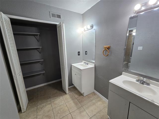 Building Photo - 9571 Gonzales Dr