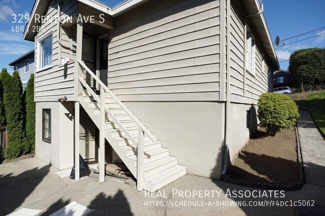 Building Photo - 329 Renton Ave S