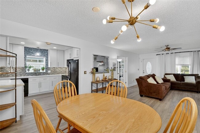 Building Photo - 554 NW 46th St