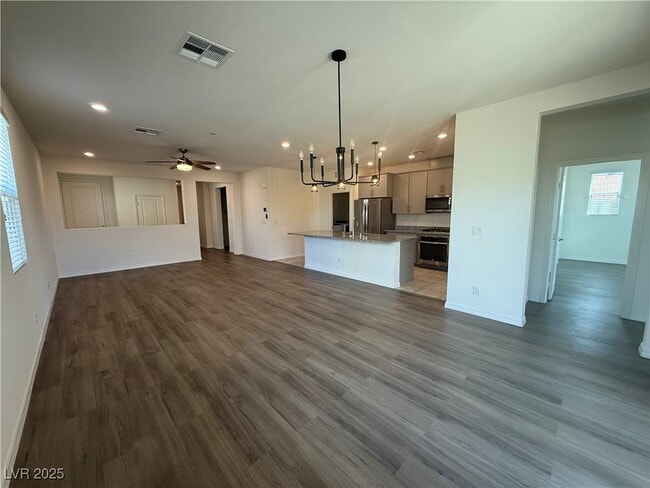 Building Photo - 2263 Palatino St