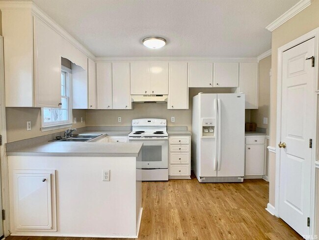 Building Photo - 516 Contessa Ct