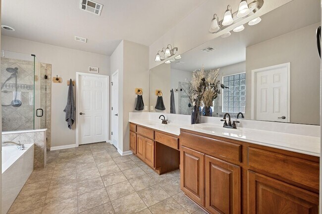 Building Photo - 22140 Rose Grass Ln