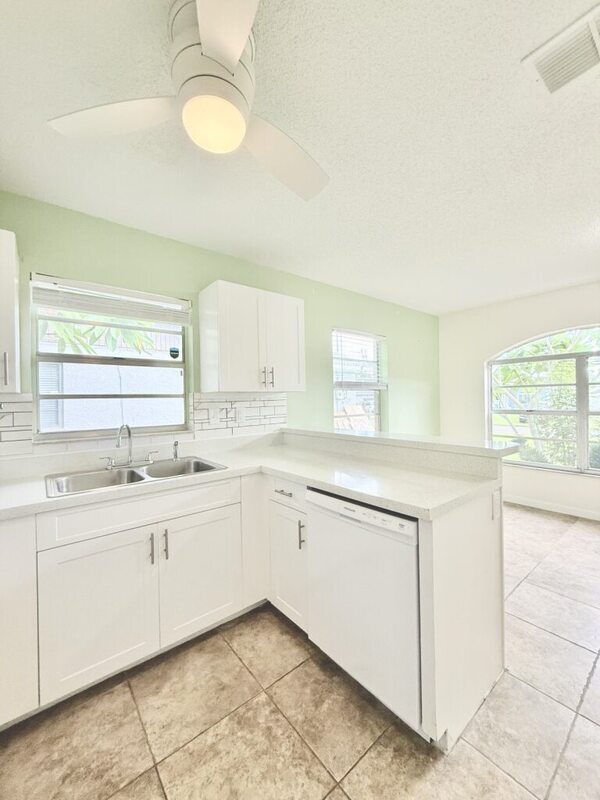 Building Photo - 1521 13th St W