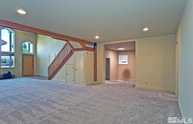 Building Photo - 1588 Mono Ave