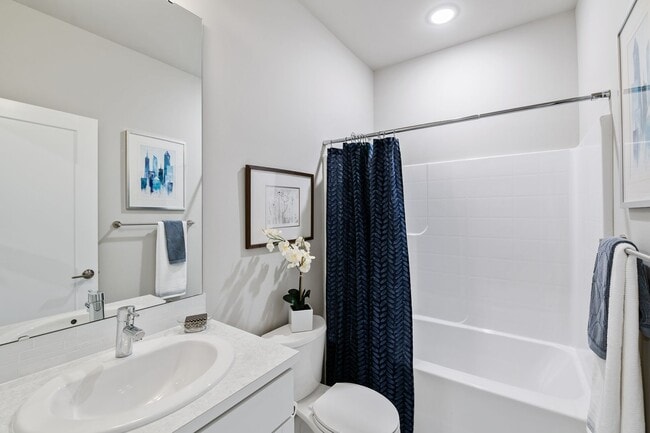 Building Photo - 1806 Sf  | 4 Bedrooms 3.5 Baths  | $3,850
