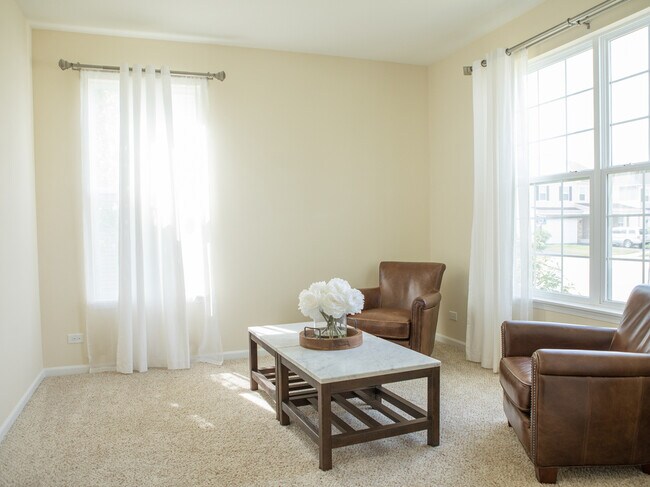 Building Photo - 2667 Retreat Cir