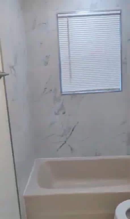 Building Photo - 441 E Showalter Dr