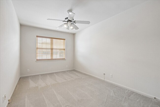Building Photo - 2065 Winrock Blvd