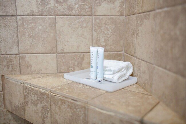 Building Photo - 161 Calhoun Rd