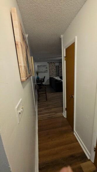 Building Photo - 1403 Ellison Ave