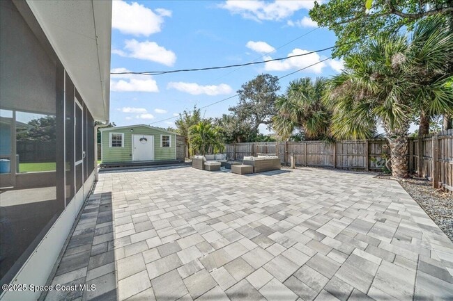 Building Photo - 711 Unity Dr