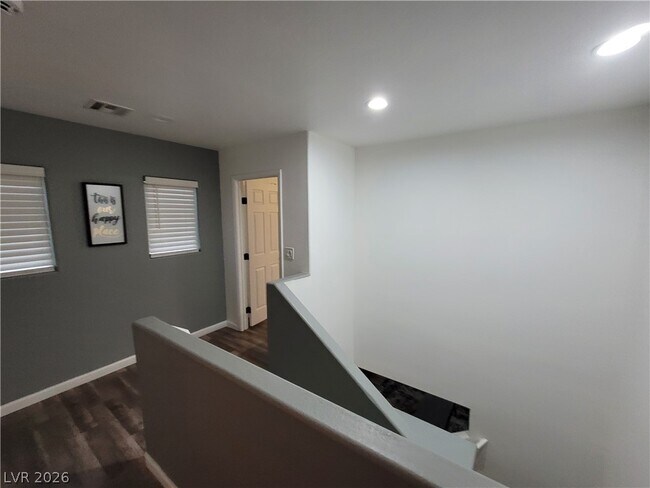 Building Photo - 6213 Capehart Falls St