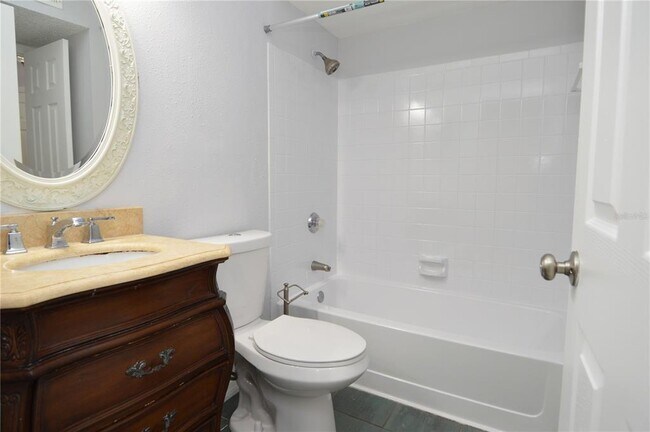 Building Photo - 8613 Mallard Reserve Dr