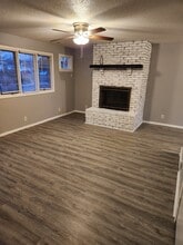 Building Photo - 127 B St