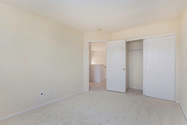 Building Photo - 119 Orr Rd