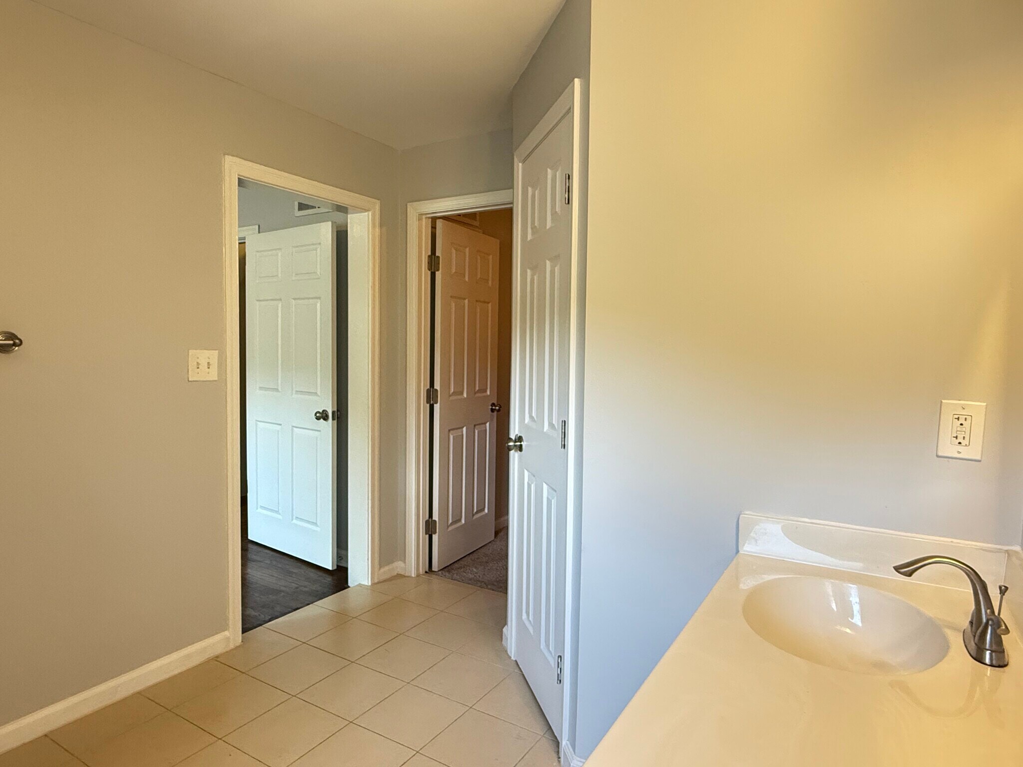 Master Bathroom - 2637 Semmes St