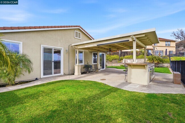 Building Photo - 354 Pebble Beach Dr