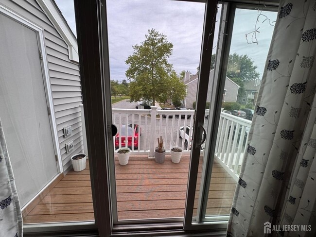 Building Photo - 7110 Tamarron Dr