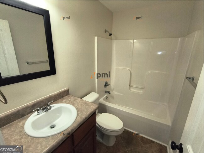 Building Photo - 206 Gayla Ct